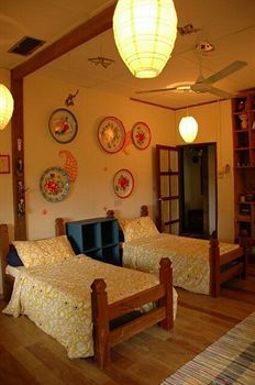 Tiger Rock Hotel Pangkor Island Bagian luar foto