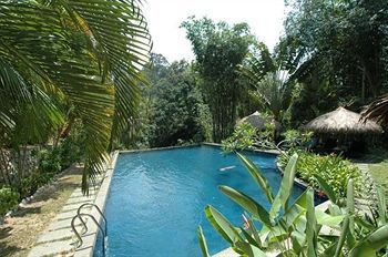 Tiger Rock Hotel Pangkor Island Bagian luar foto